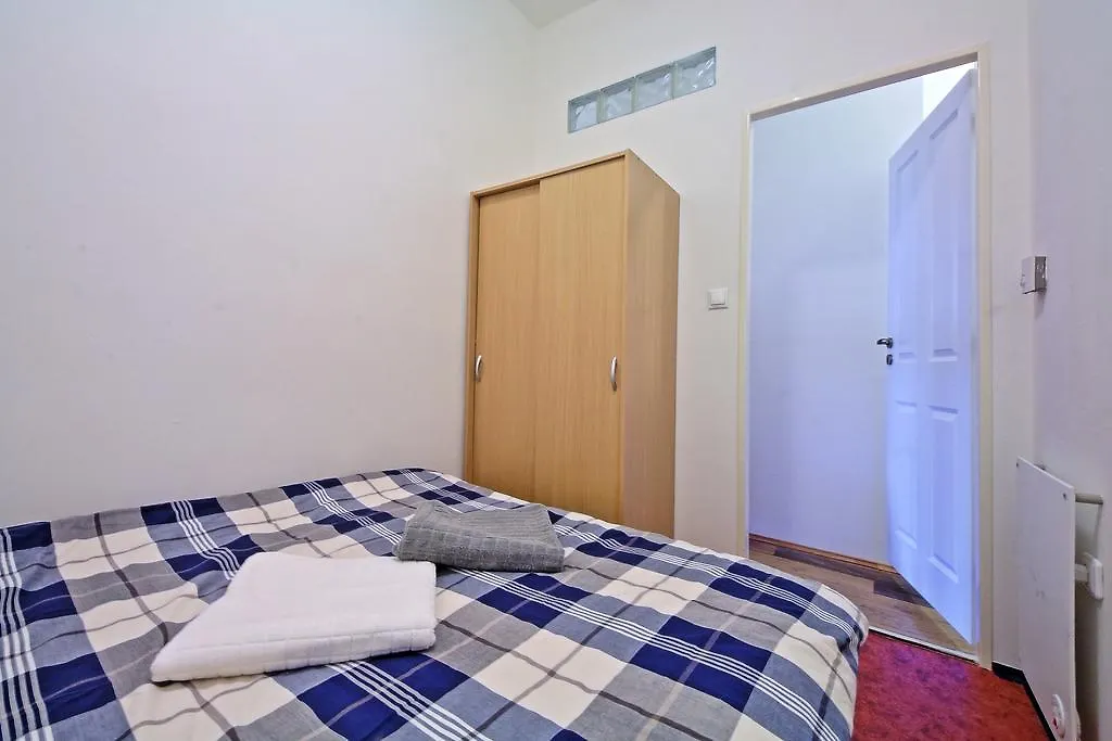 Arbes Apartment Πράγα 0*,  Τσεχία